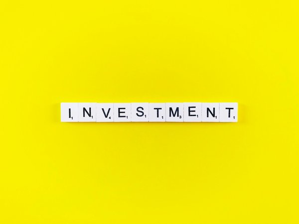 Investir intelligemment: placer argent qui rapporte mensuellement